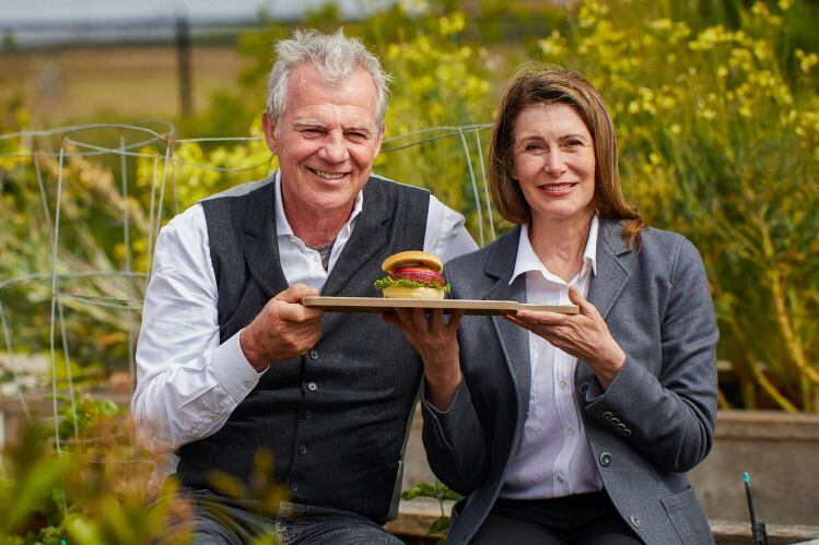 Nestle-gears-up-to-launch-the-plant-based-Awesome-Burger-under-the-Sweet-Earth-brand.jpg