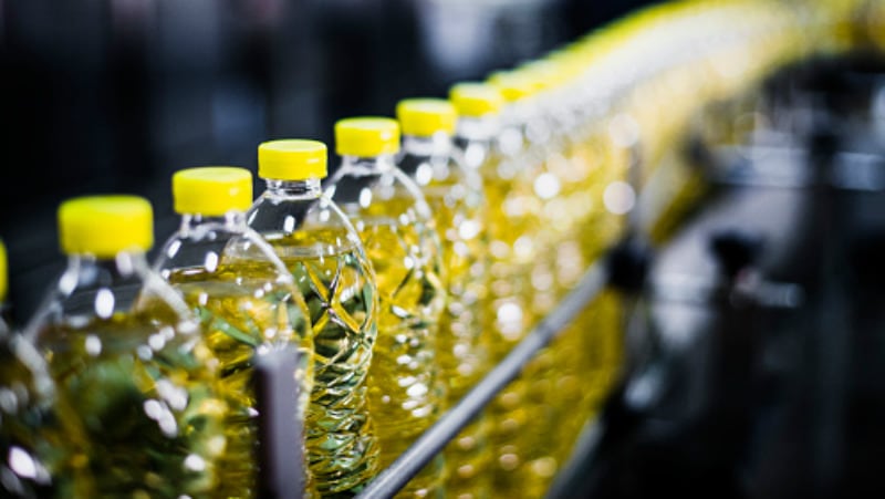 Cheap, dangerous oil: Indian FDA warning over adulterated products amid FSSAI rule change