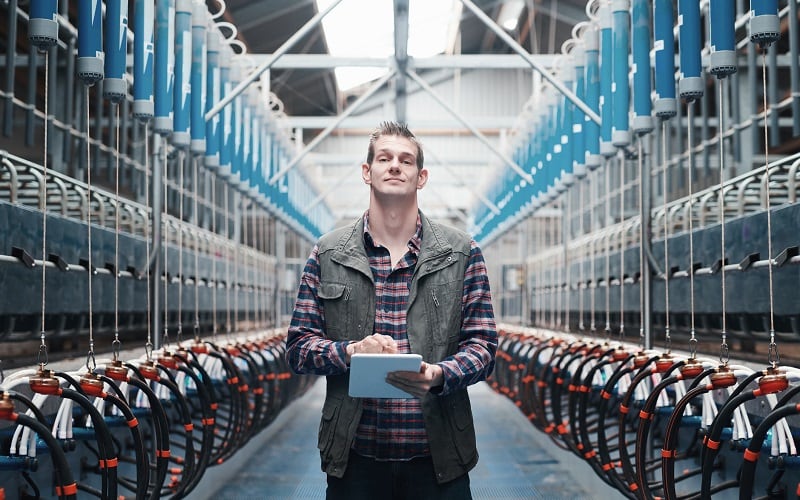 Dairy, deli, bakery manufacturers embrace technology to cut supply chain costs