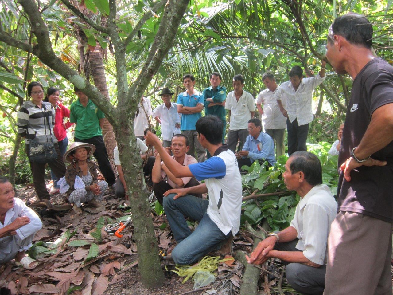 puratosn-farmer-training.jpg
