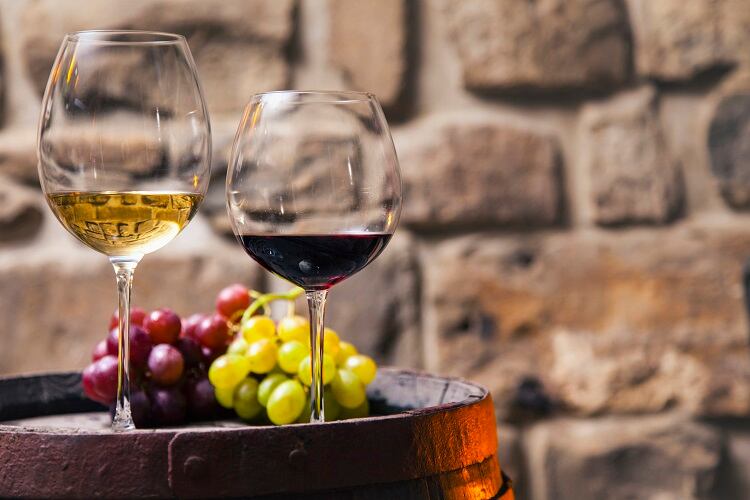 Wine-cover-GettyImages-piranka.jpg