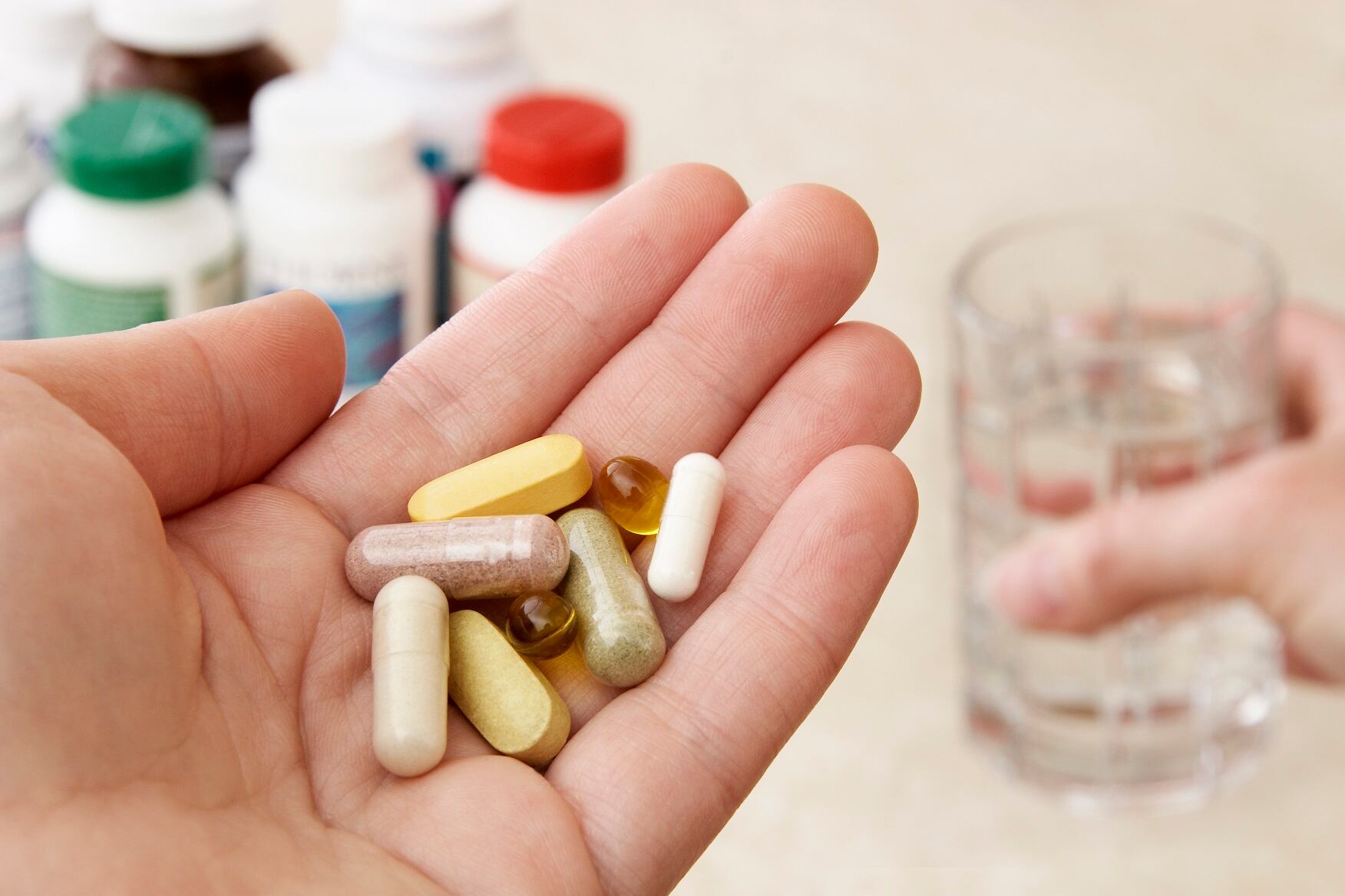 Sens. Durbin & Blumenthal express concerns over proposed changes to FDA's Supplement Office