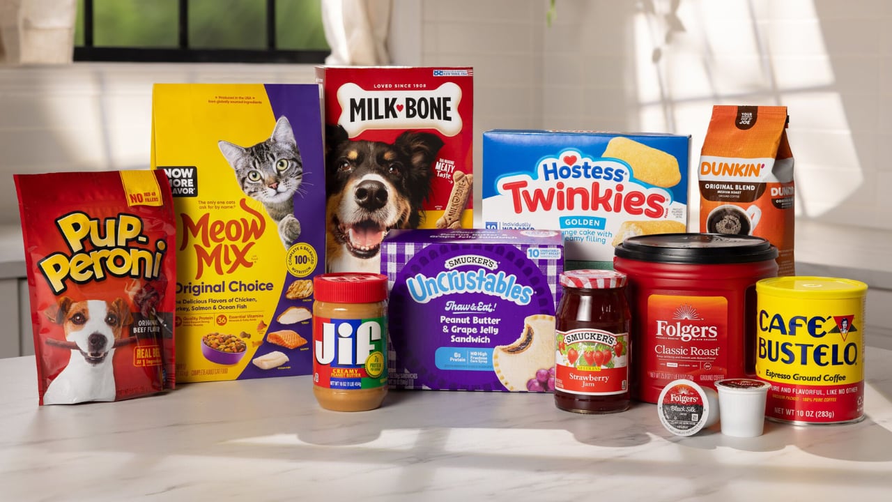 Uncrustables tops $1 billion as JM Smucker posts strong Q4