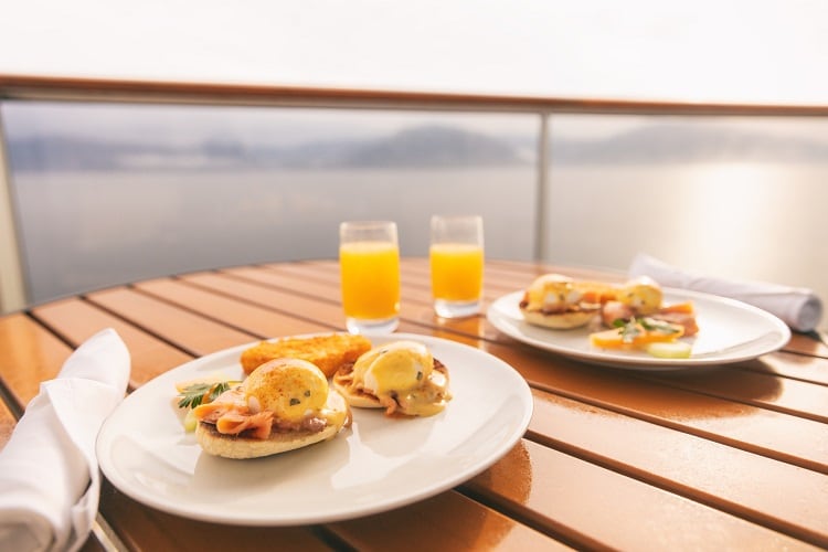 Cruise-food-waste-GettyImages-Maridav.jpg