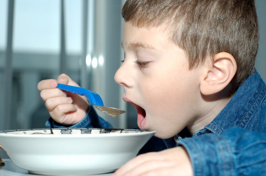 child_kid_cereal_iStock_free.jpg