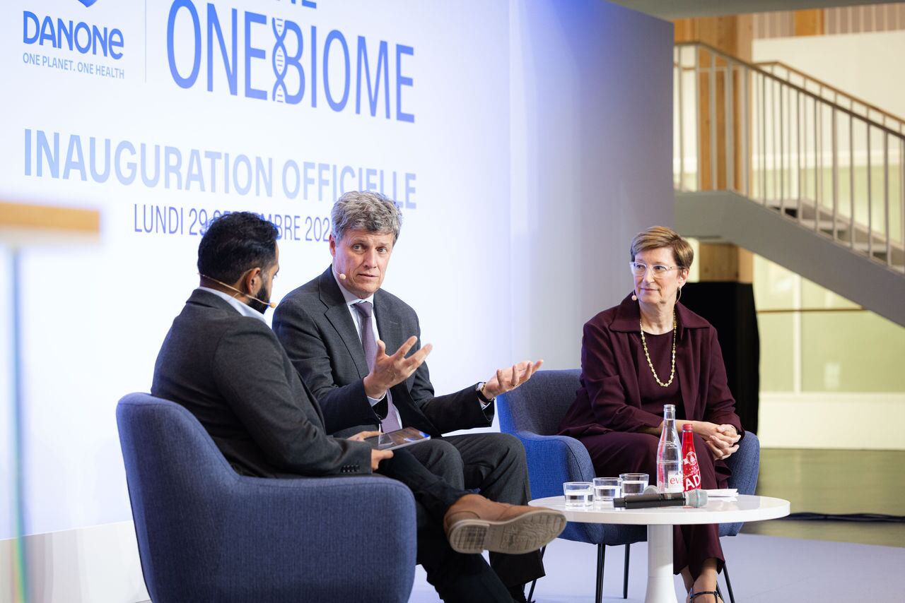Antoine de Saint-Affrique, CEO, and Isabelle Esser, chief research and innovation officer, open the new OneBiome Laboratory.