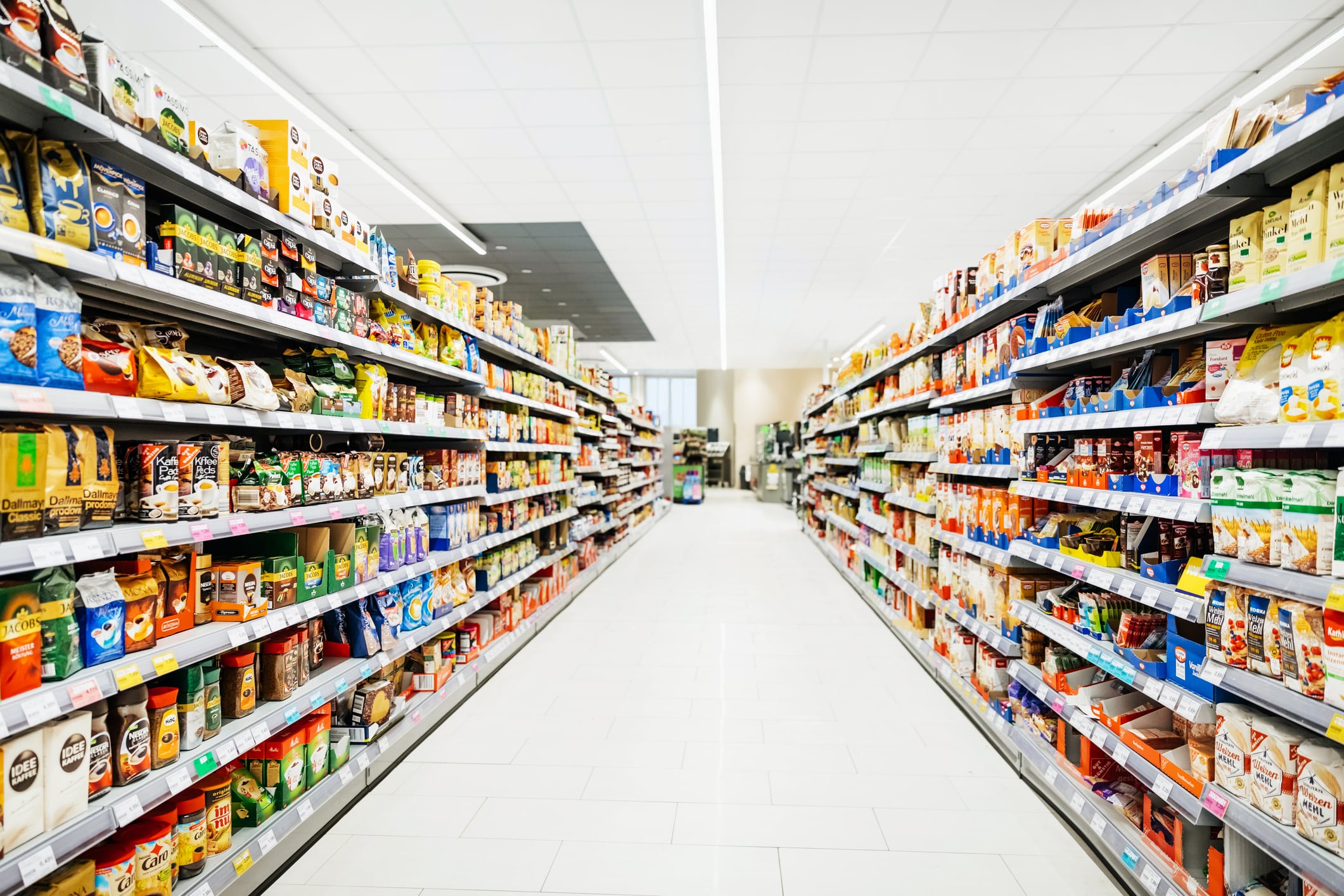 The food and non-alcoholic drink annual inflation rate in the UK reached 4.4% during May 2025.