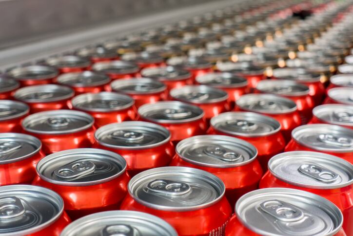 How is Coca-Cola dealing with the coronavirus crisis?