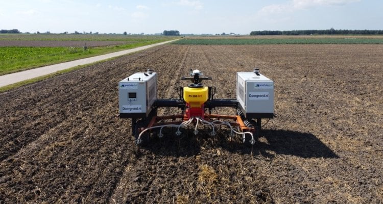‘A game-changer in revitalising the European food and farm industry’: €8m EU project aims to push robotic farming into mainstream