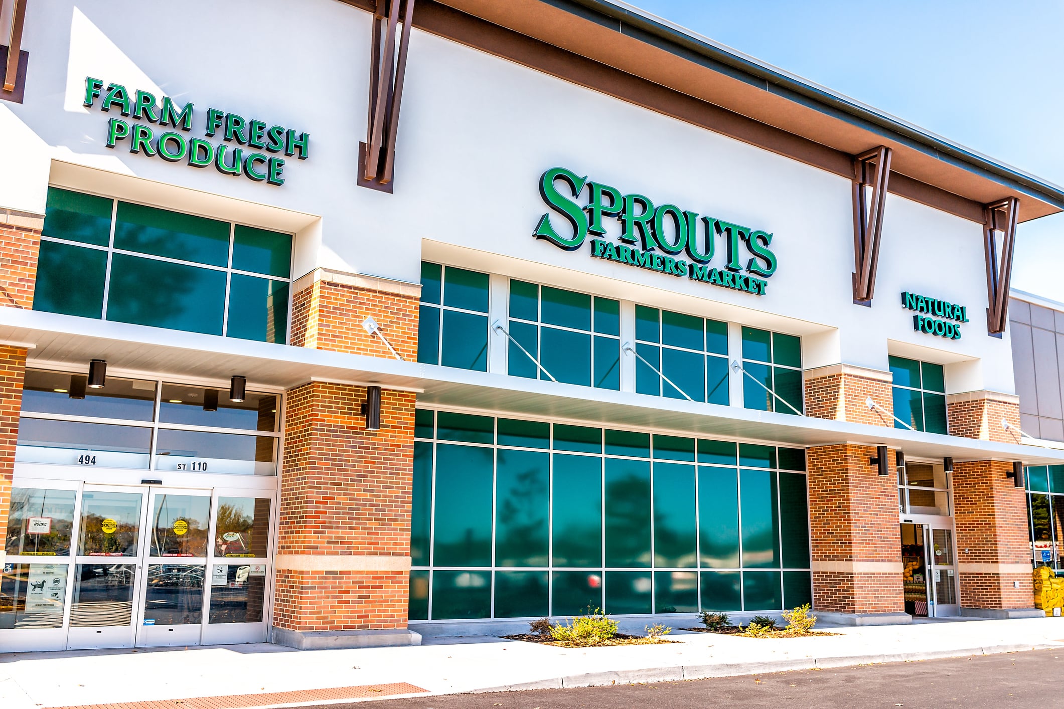 Natural grocers outpace traditional supermarkets by leaning into wellness, affluence and product assortment