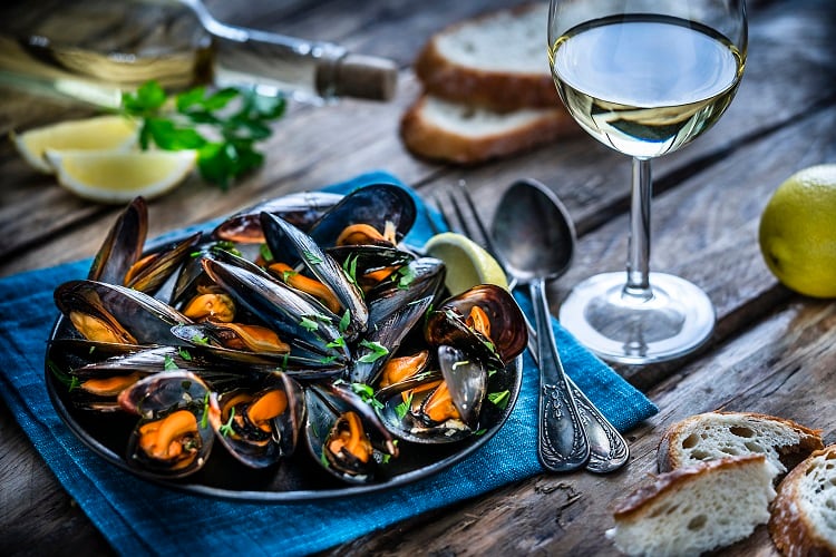 Mussels-GettyImages-fcafotodigital.jpg