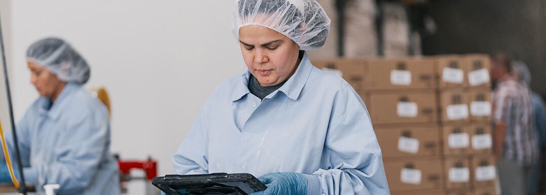 How-frontline-workers-are-improving-the-manufacturing-industry.jpg