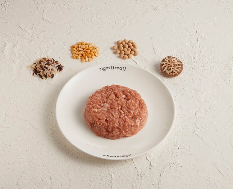 proprietary-blend-of-plantbased-protein-from-pea-non-GMO-soy-shiitake-mushroom-and-rice.jpg