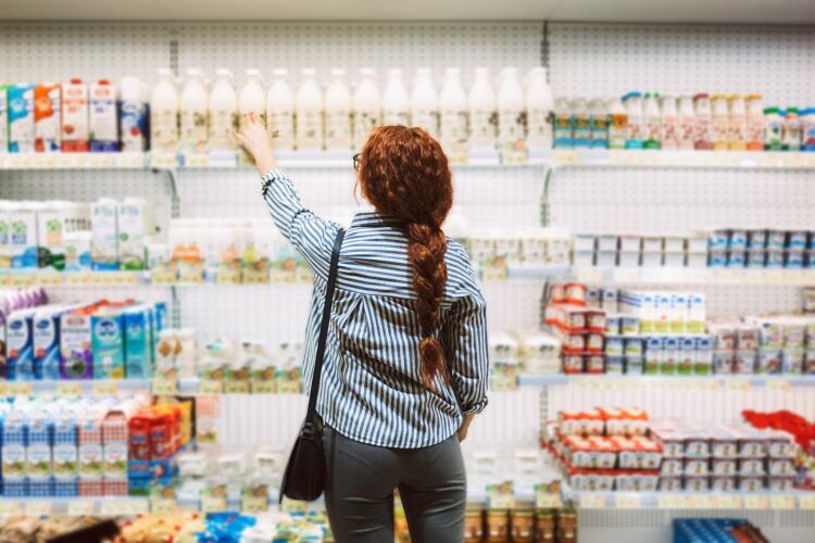 Arla farmers to get extra eurocent per kg of milk as co-op braces for more volatility