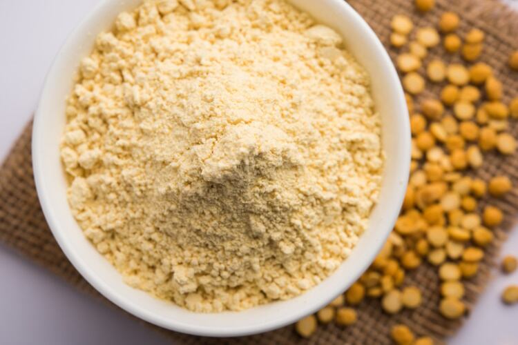 Gram-flour-besan-flour-chickpea-flour-Arundhati-Sathe.jpg