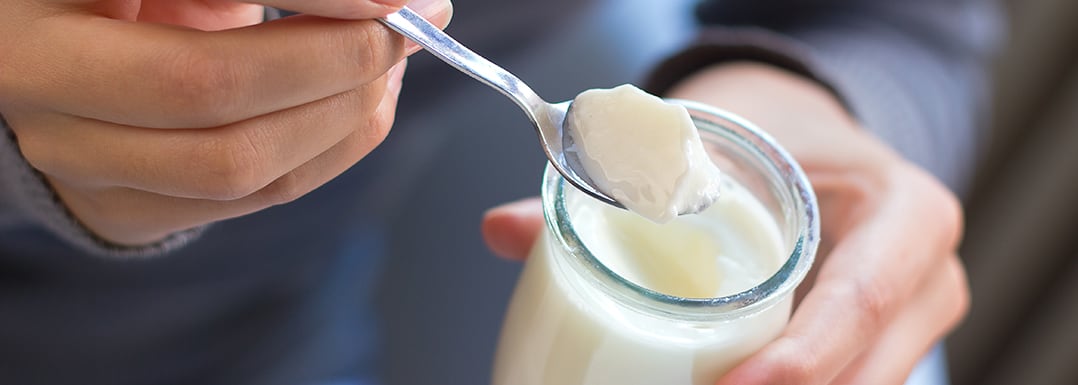 The-benefits-of-almond-ingredients-for-dairy-free-plant-based-yogurts.jpg
