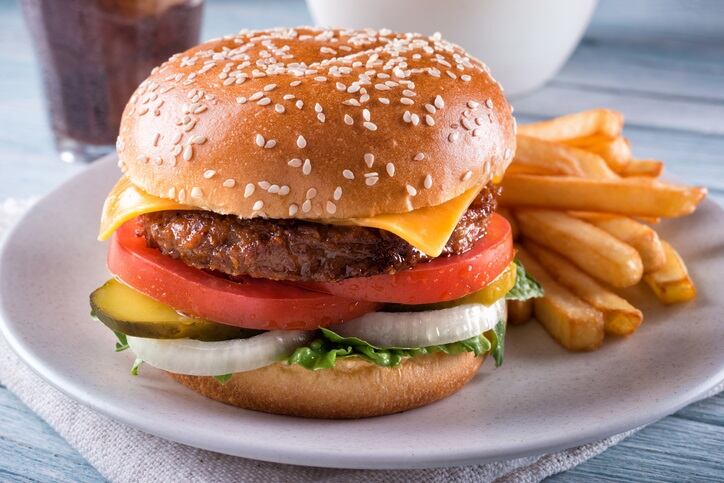 Displaying entire nutrition profile of animal protein could protect sales from plant-based competition