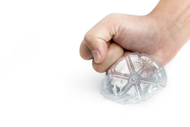 less-plastic-Shutthiphong-Chandaeng.jpg