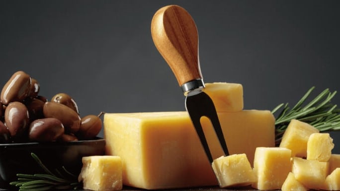 How yeast extract can fix the flavour conundrum of vegan cheese