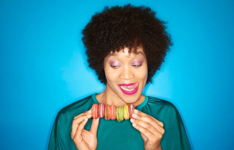 Girl-with-macaroons-Tara-Moore.jpg