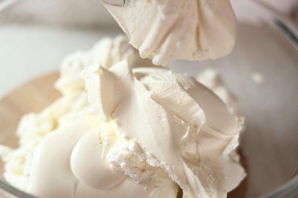 Arla-to-launch-ingredient-solution-that-accelerates-cream-cheese-making-process.jpg