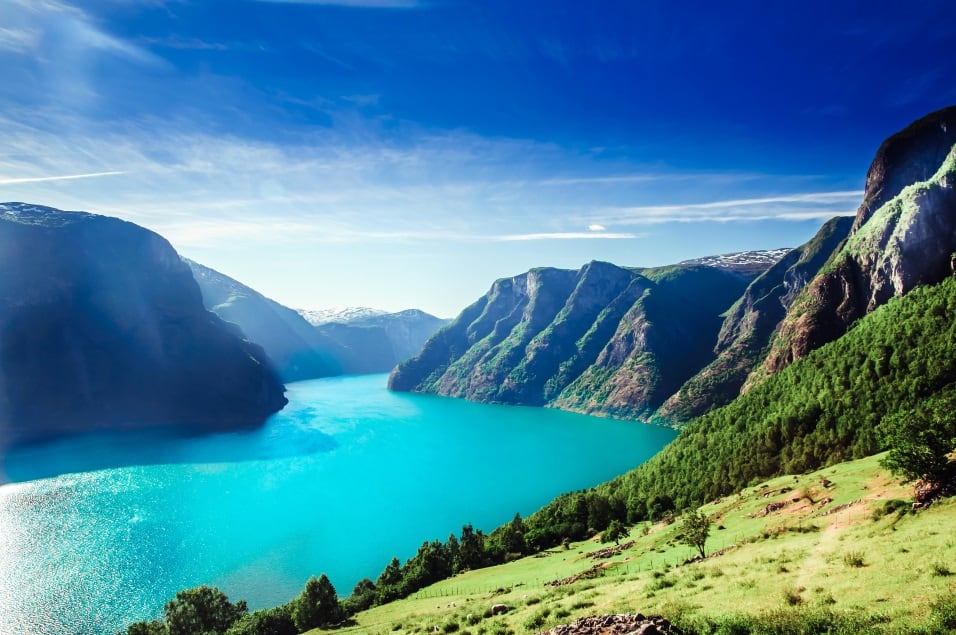 GettyImages-StreetFlash-Norway-Fjord.jpg