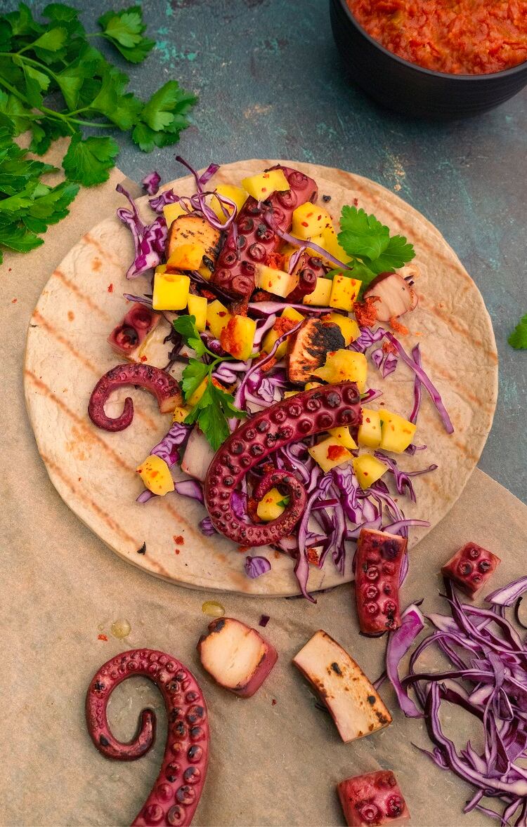 Revo-Foods_THE-KRAKEN-fried-2-HD.jpg