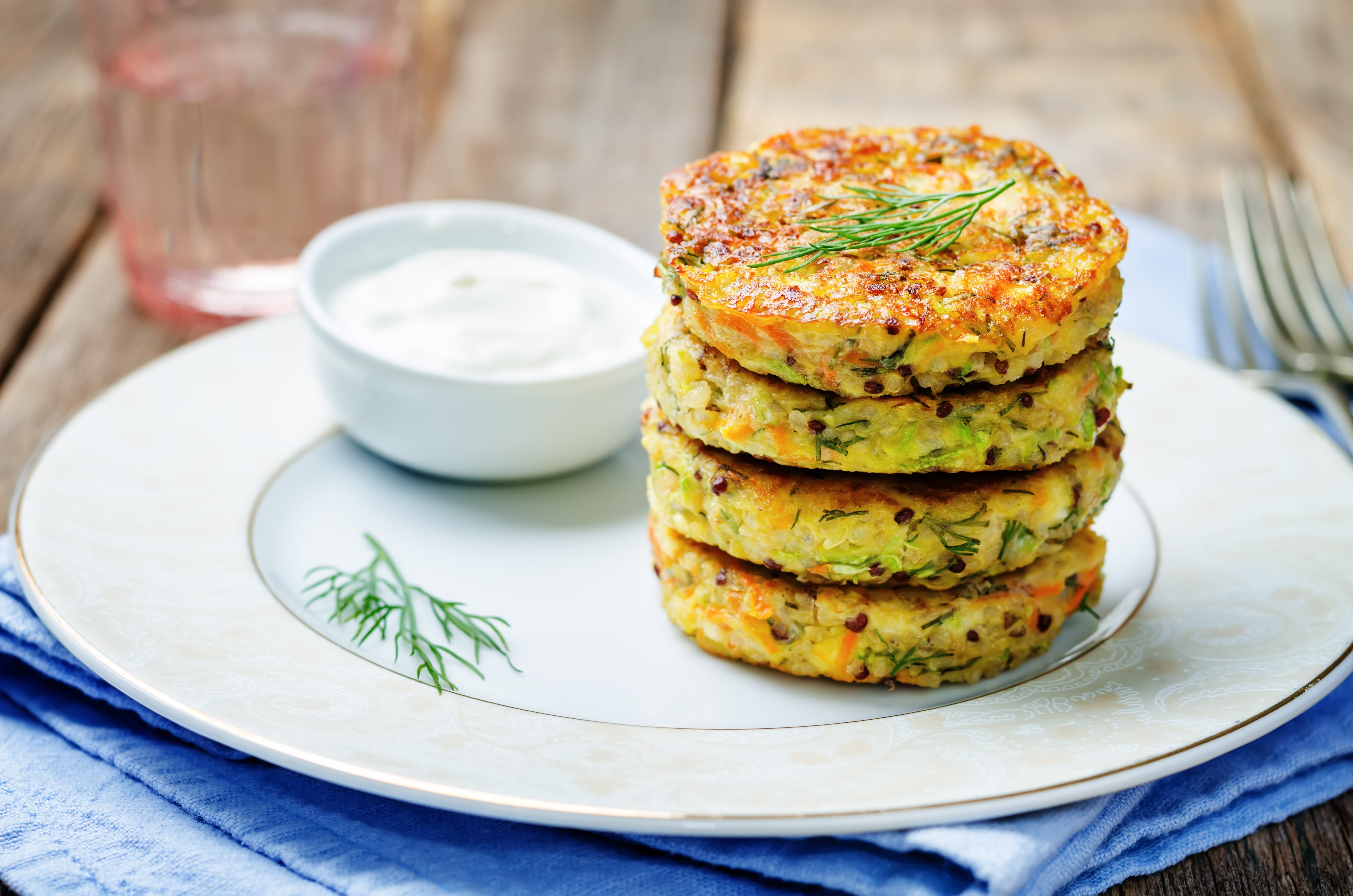 Vegetarian-Burgers-Fotolia_109462886_Subscription_XXL.jpg