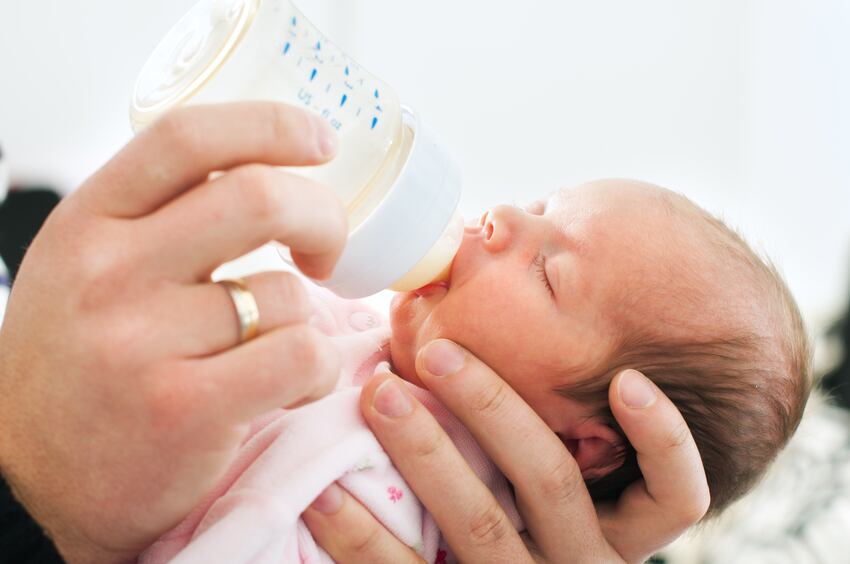 baby-infant-formula-breastfeeding-milk-dairy-iStock-AleksandarPetrovic.jpg