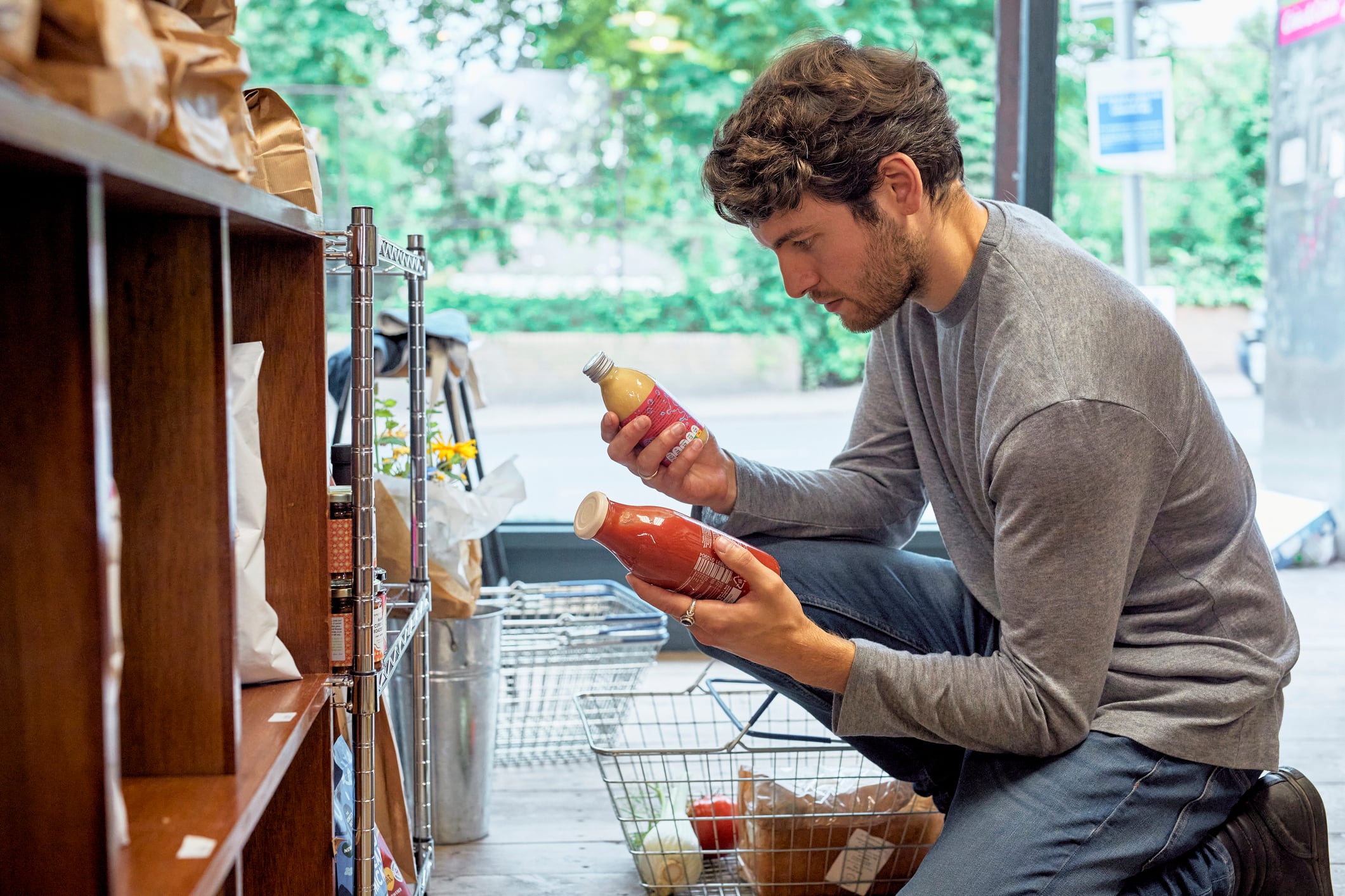 Grocery retail giant Carrefour’s business strategy – how to game it