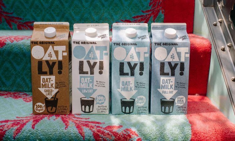 Plant-based-milk-by-numbers-US-retail-Oat-milk-and-pea-milk-up-double-digits-almond-milk-and-soy-milk-flat.jpg