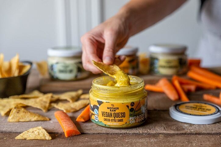 MotherRaw_Queso-1.jpg