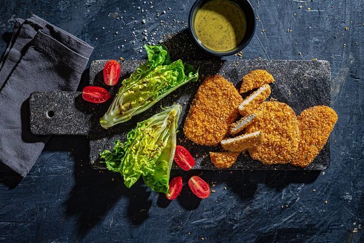 SimpliiGood-makes-vegan-schnitzel-from-spirulina.jpg