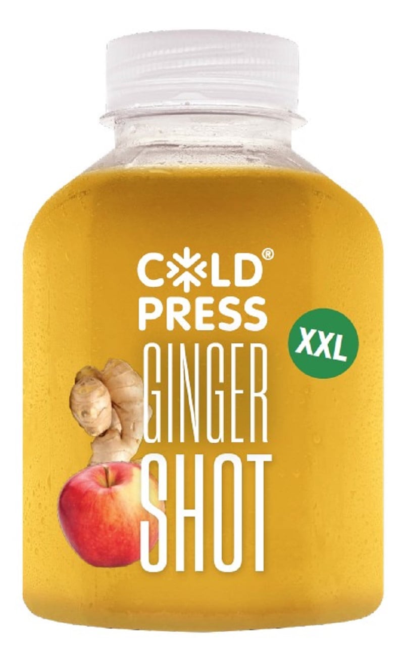 Extra-large apple ginger and turmeric hot shots