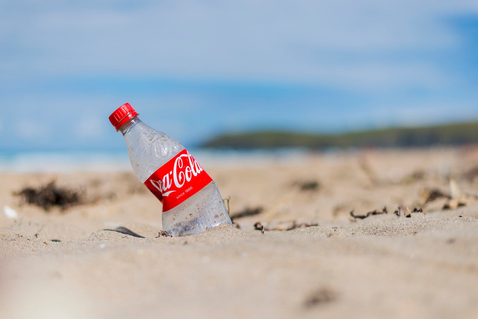 Charity demands more action from food companies to tackle litter 