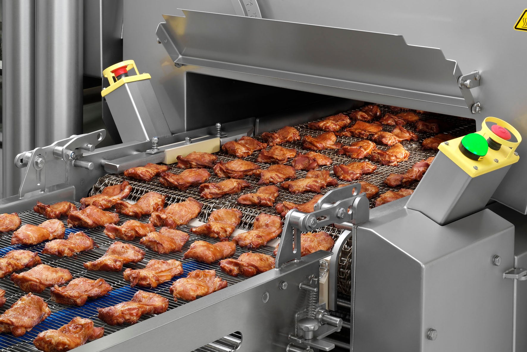 03.-Outfeed-CookStar-with-smoked-chicken_531437.jpg