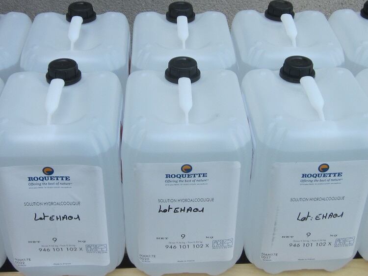 Roquette-jerricans-solution-hydroalcoolique.jpg