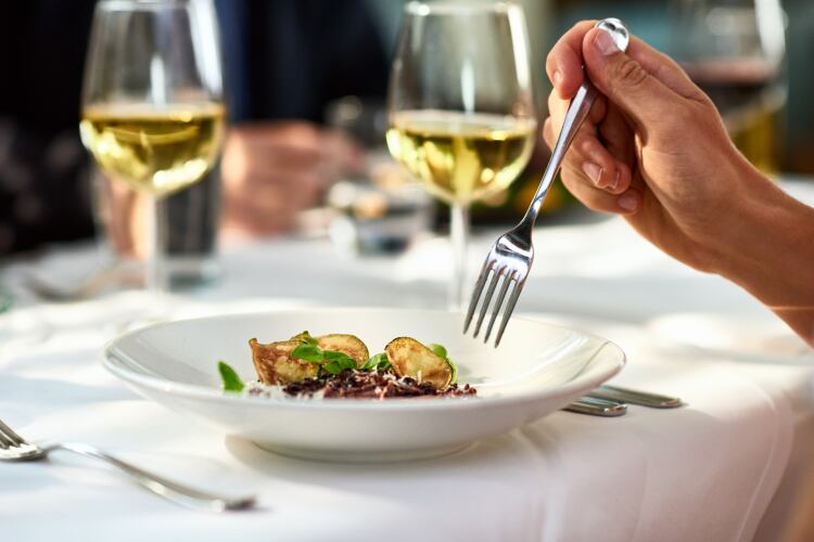 Hellmann’s and WRAP launch platform to help hospitality cut food waste