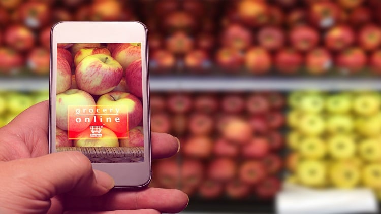 From as far as Canada, the US and, Chile, JD aims to bring fruits from all over the world to China in 48 hours