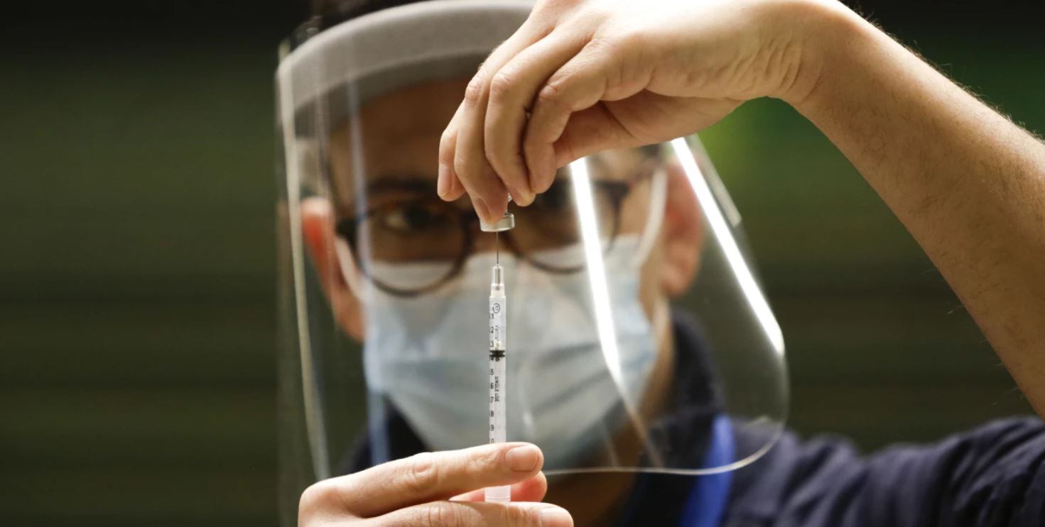 Amazon offers $80 vaccination incentive to front-line employees