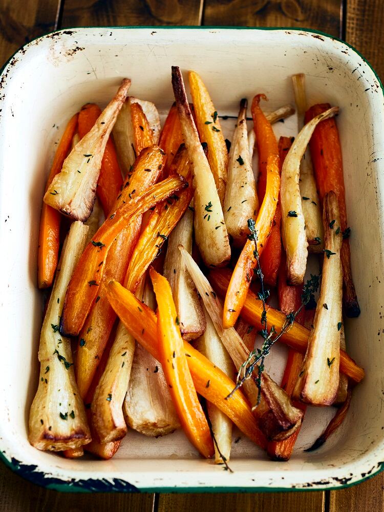 Carrots-2-GettyImages-Debby-Lewis-Harrison.jpg