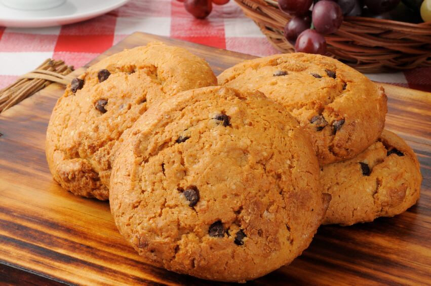 cookies-biscuits-snacks-sweet-sugar-indulgent-iStock.com-MSPhotographic.jpg