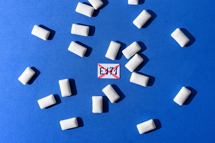 titanium-dioxide-tataks.jpg