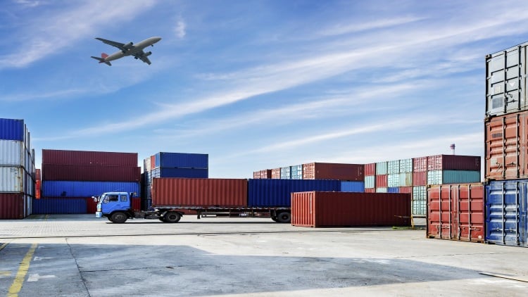 Russia begins exporting poultry to China 