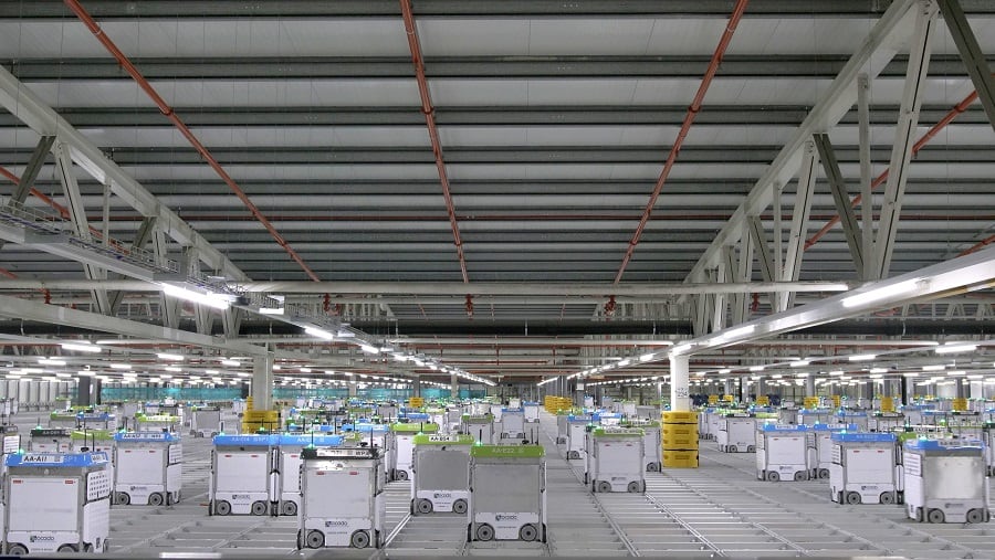 The-next-two-Ocado-powered-fulfillment-centers-for-Kroger-will-be-in-central-Florida-and-the-Mid-Atlantic.jpg