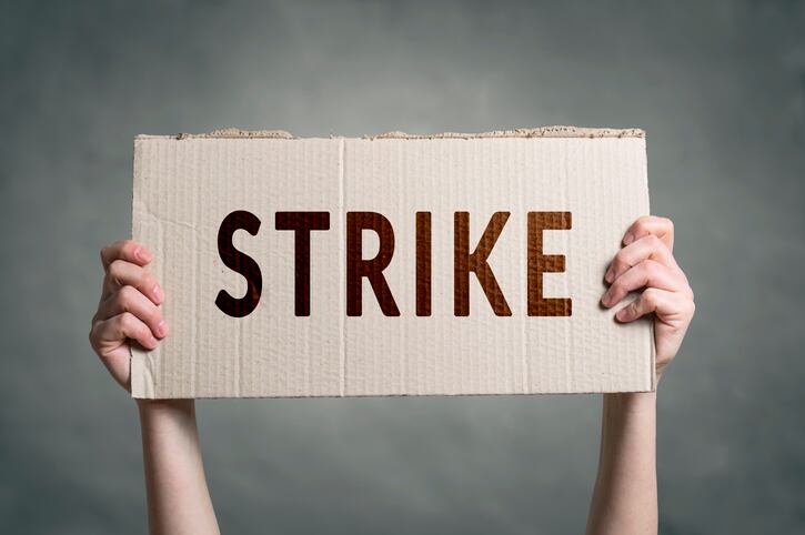 Strike-Thousands-of-Kroger-employees-in-Colorado-walk-after-dismissing-last-best-and-final-offer.jpg