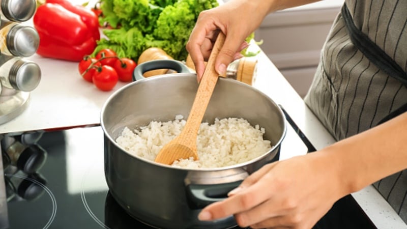 Eating at home: China’s COVID-19 online purchasing patterns reveal huge shift towards home cooking