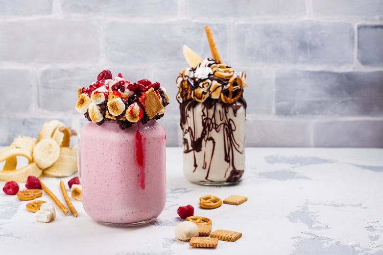 Freak-shakes-GettyImages-happy_lark.jpg