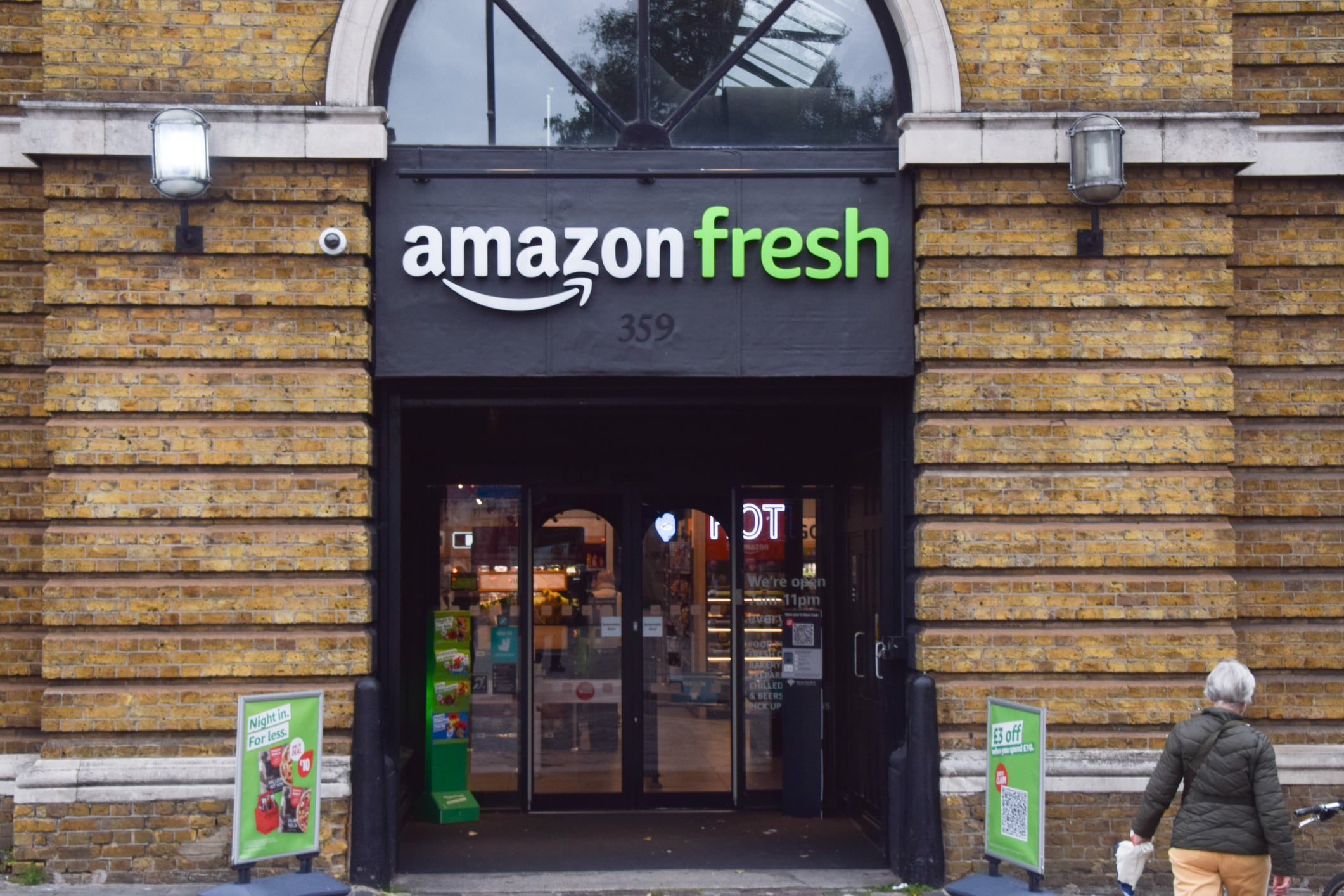 Amazon’s disruption of Walmart is a slow work in progress