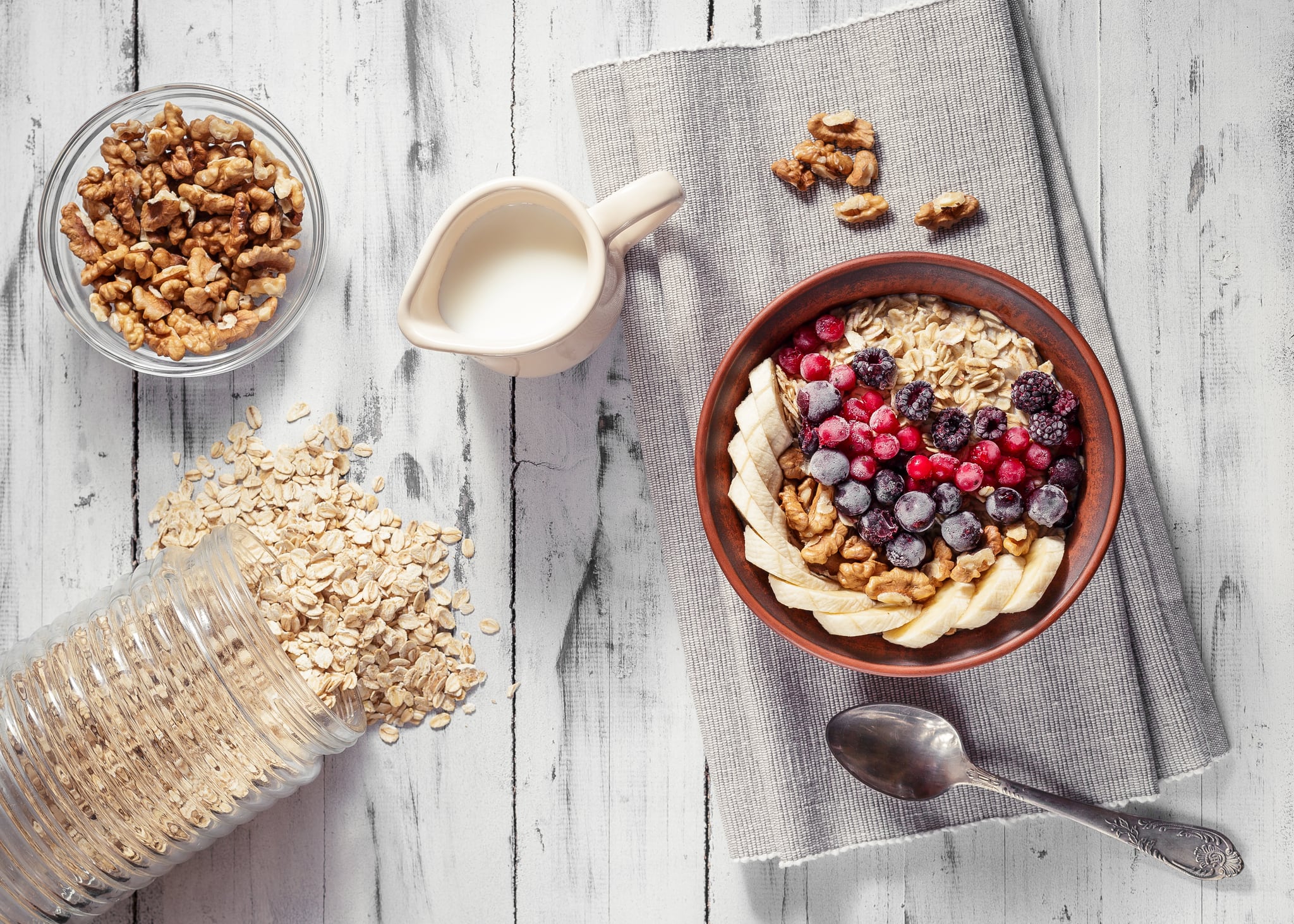Research shows that oats can lower age-related systemic chronic inflammation in adults at risk for cardiovascular disease.